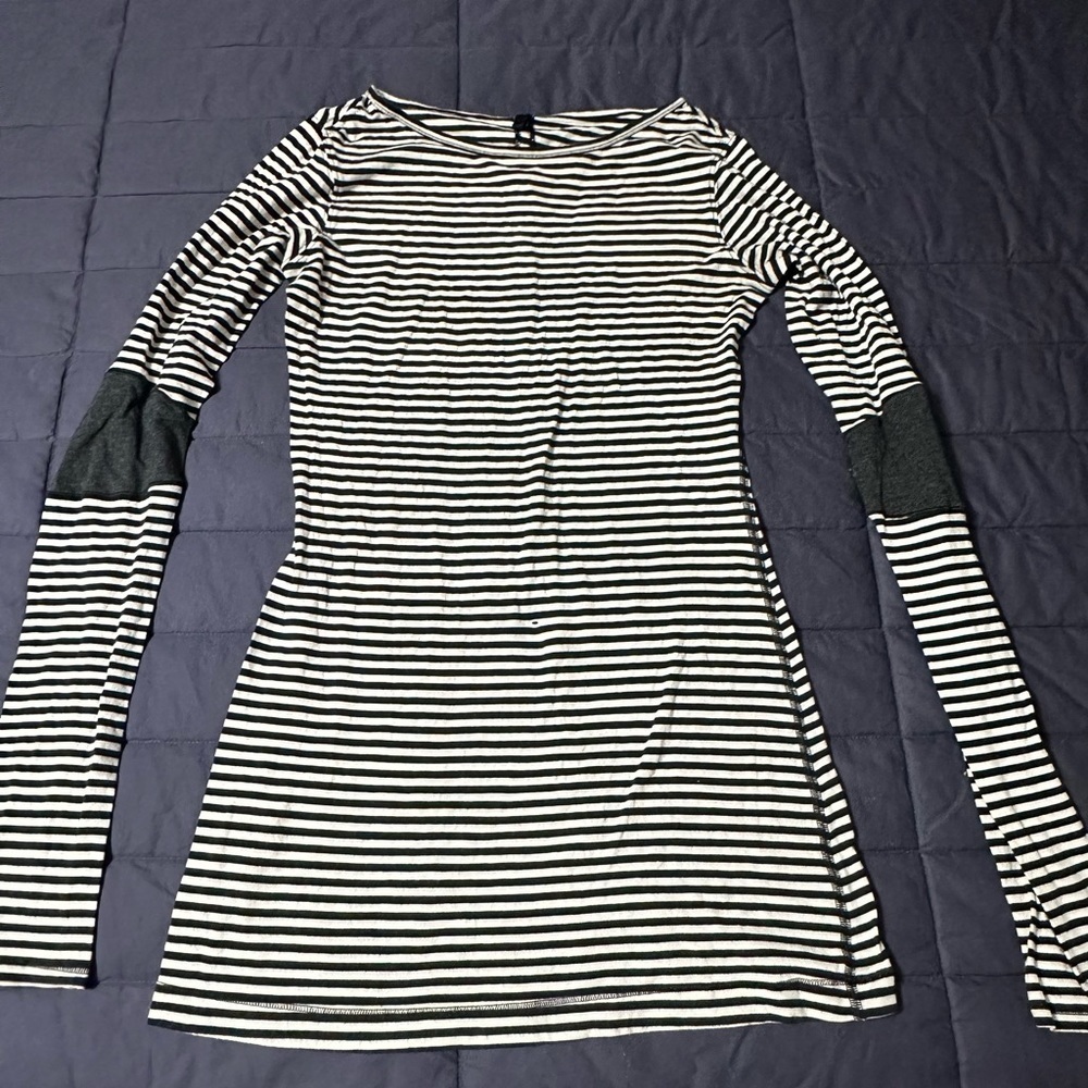 Lululemon Devotion Long Sleeve Tee